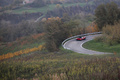 Pagani Huayra bordeaux 3/4 avant gauche vue de haut