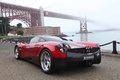 Pagani Huayra rouge 3/4 arrière gauche