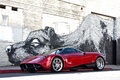 Pagani Huayra rouge 3/4 avant gauche