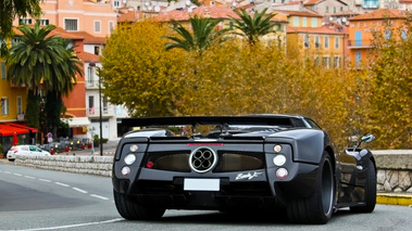 Pagani Zonda F Roadster carbone 3/4 arrière droit 4