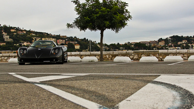 Pagani Zonda F Roadster carbone face avant