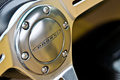 Pagani Zonda F Roadster carbone logo volant 2