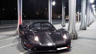 Pagani Zonda F Roadster ClubSport carbone 3/4 avant droit