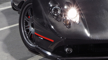 Pagani Zonda F Roadster ClubSport carbone phare avant