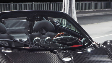 Pagani Zonda F Roadster ClubSport carbone tableau de bord