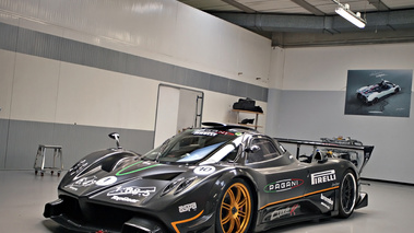 Usine Pagani - Zonda R 3/4 avant gauche penché