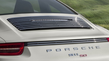 Porsche 911 50 - grise - détail, grille arrière