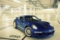 Porsche 911 Carrera 4S Facebook - bleue - 3/4 avant droit