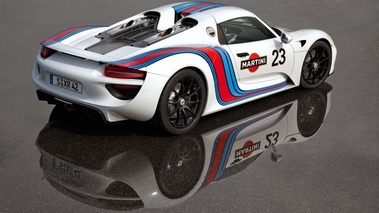 Porsche 918 Spyder Martini Racing 3/4 arrière droit vue de haut