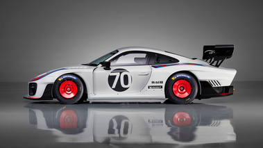 Porsche 935 MY2018 profil