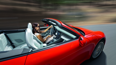 Porsche 991 Cabrio - Rouge - habitacle, filé