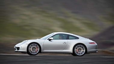 Porsche 991 Carrera S gris filé