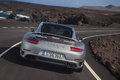 Porsche 991 Turbo S gris face arrière travelling