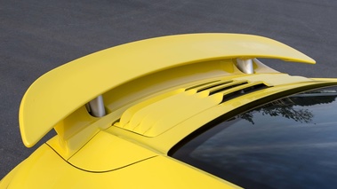 Porsche 991 Turbo S jaune aileron