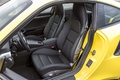 Porsche 991 Turbo S jaune sièges