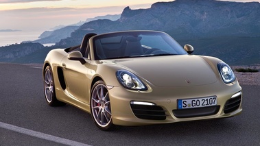 Porsche Boxster S 981 jaune 3/4 avant droit 2