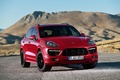 Porsche Cayenne GTS rouge 3/4 avant droit 