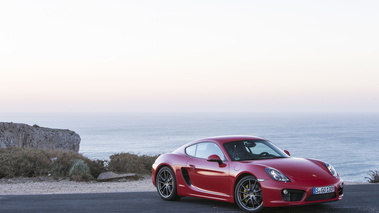 Porsche Cayman S II rouge 3/4 avant droit 2