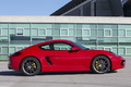 Porsche Cayman S II rouge profil