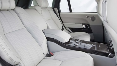 Range Rover MY2013 gris sièges arrière debout