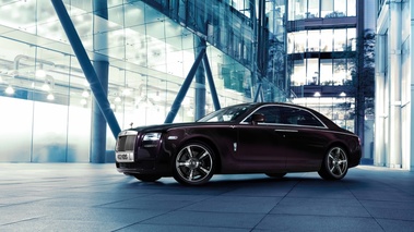 Rolls Royce Ghost V 3/4 avant gauche