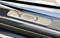 Rolls Royce Phantom Drophead Coupe London 2012 blanc pas de porte