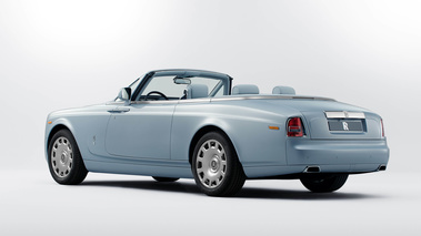 Rolls Royce Phantom Drophead Coupe Series II bleu 3/4 arrière gauche