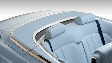 Rolls Royce Phantom Drophead Coupe Series II bleu intérieur