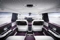 Rolls Royce Phantom VIII LWB violet intérieur