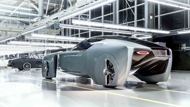 Rolls Royce Vision 100 3/4 arrière gauche