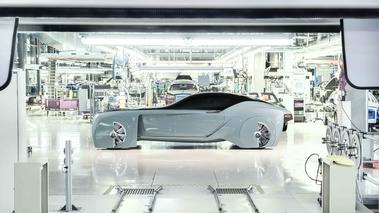 Rolls Royce Vision 100 profil