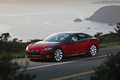 Tesla Model S rouge 3/4 avant gauche 2