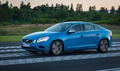 Volvo S60 Polestar bleu 3/4 avant gauche travelling 2