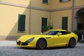 Alfa Romeo TZ3 Stradale jaune 3/4 avant gauche