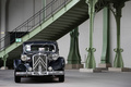 Vente Bonhams - Citroën Traction noir face avant