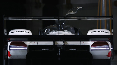 Vente Bonhams - Peugeot 905 face arrière