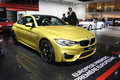 BMW M4 - or - 3/4 avant droit