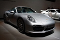 POrsche 911 Turbo S Cabrio - grise - 3/4 avant droit