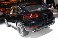 Porsche Macan Turbo - noir - 3/4 arrière gauche