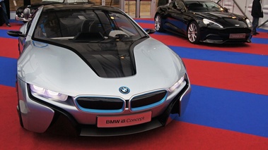 Festival Automobile International de Paris - BMW i8 face avant