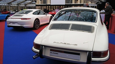 Festival Automobile International de Paris - Porsche 911 Carrera blanc face arrière