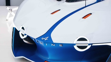 Alpine Vision GT blanc calandre