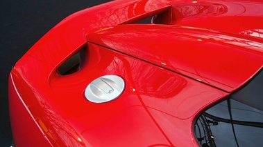 Ferrari F12 TRS trappe à essence 