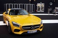 Mercedes AMG GT S jaune 3/4 avant droit 