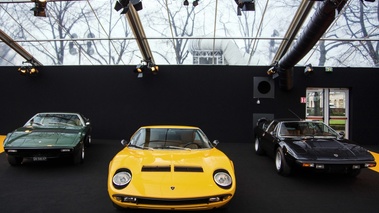 Festival Automobile International de Paris 2016 - Lamborghini Miura LP400 jaune face avant