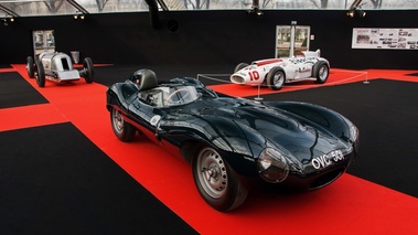 Festival Automobile International de Paris 2017 - Jaguar Type D Prototype vert 3/4 avant droit