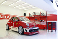 Abarth 500 course rouge 3/4 avant droit