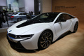 BMW i8 blanc 3/4 avant gauche