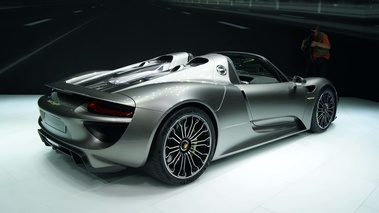 Porsche 918 Spyder anthracite 3/4 arrière droit