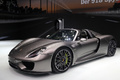 Porsche 918 Spyder anthracite 3/4 avant gauche